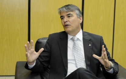 Em entrevista ao Jornal de Brasília, chefe da Casa Civil, Sérgio Sampaio, declara que governo pretende aumentar IPTU em até 20%