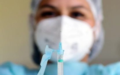 Covid: 4ª dose da vacina liberada para maiores de 60 anos nesta sexta