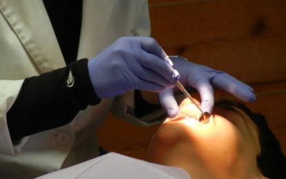 UCB tem atendimento odontológico gratuito a pessoas com deficiência