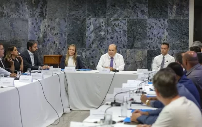 Entorno: Ibaneis se reúne com prefeitos para tratar saúde e transporte