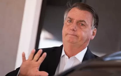 Bolsonaro se desculpa por divulgar fake news: “Equívoco da minha parte”